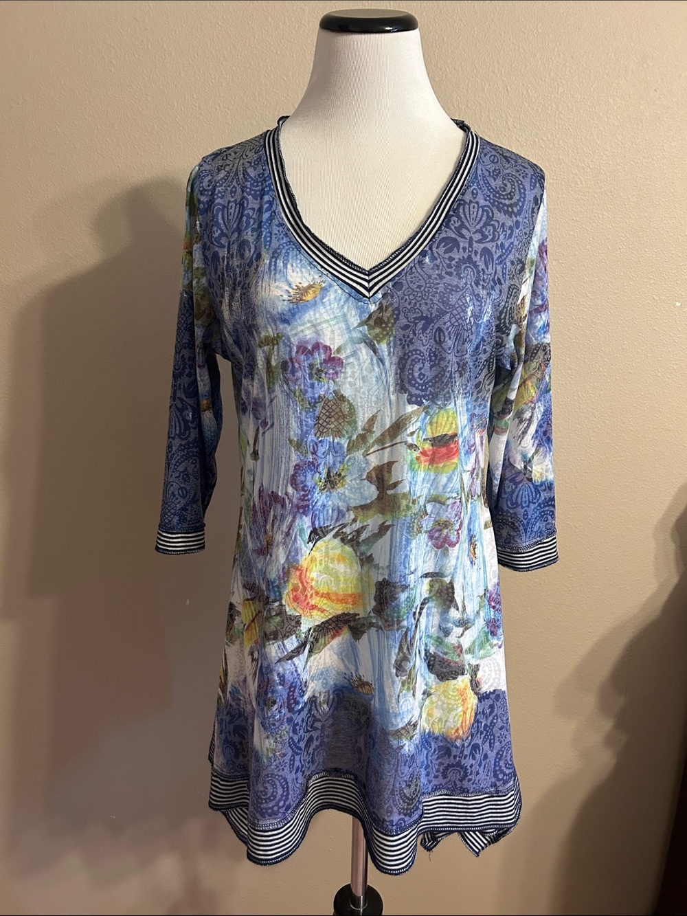 V-Neck Blue Floral Stripe-Trim Tunic
